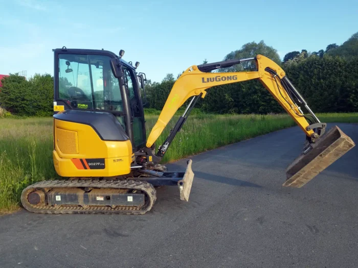 Minibagger LiuGong 9027FZTS mieten in Leibnitz – 2,7 t Kompaktbagger